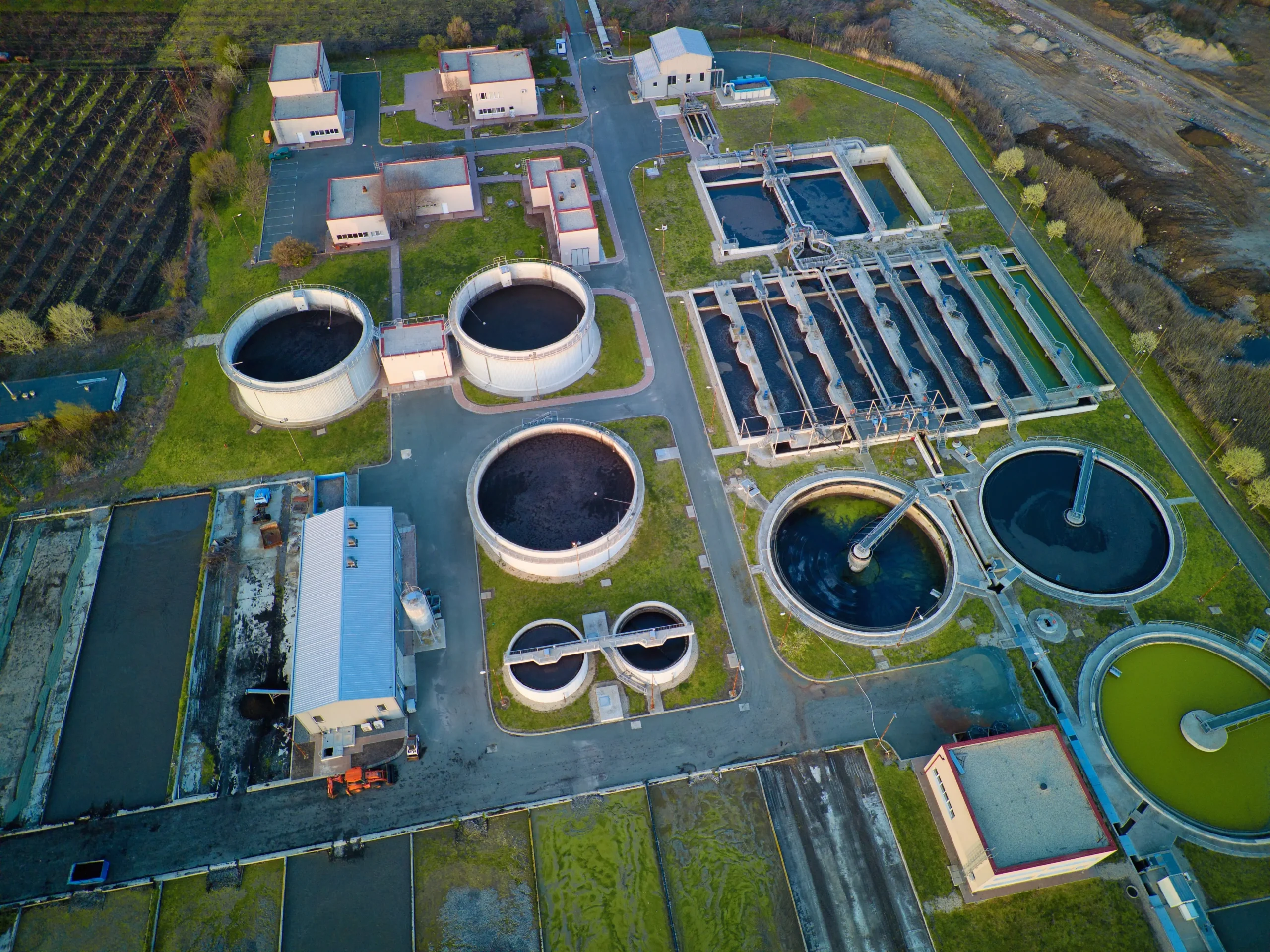 tank-farm-with-oil-storage-in-fields-and-meadows-n-2026-03-08-23-03-47-utc